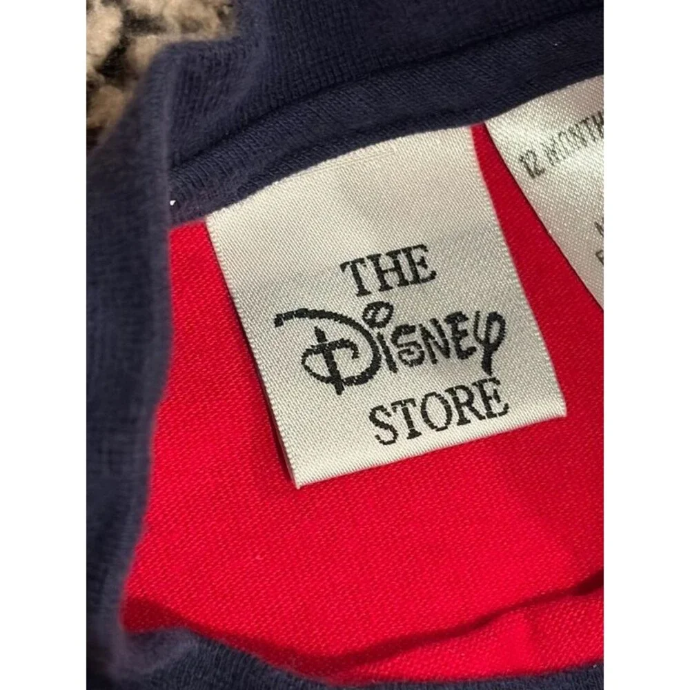 Vintage Disney store outfit  shorts and t shirt
